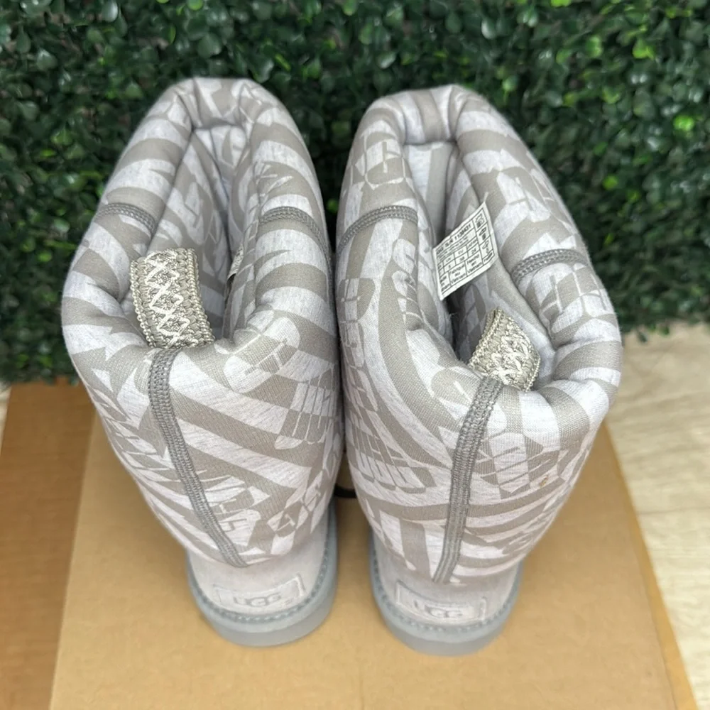 UGG Classic Short Jersey Stripe - W7